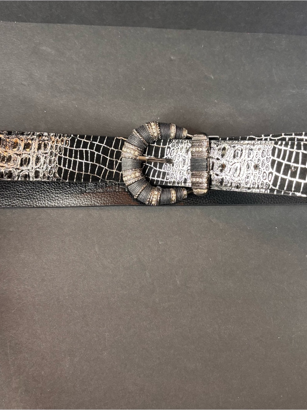 CHICO'S Black Silver Reptile Metal Rhinestone Buckle Womens Belt Sz Large - Picture 3 of 7